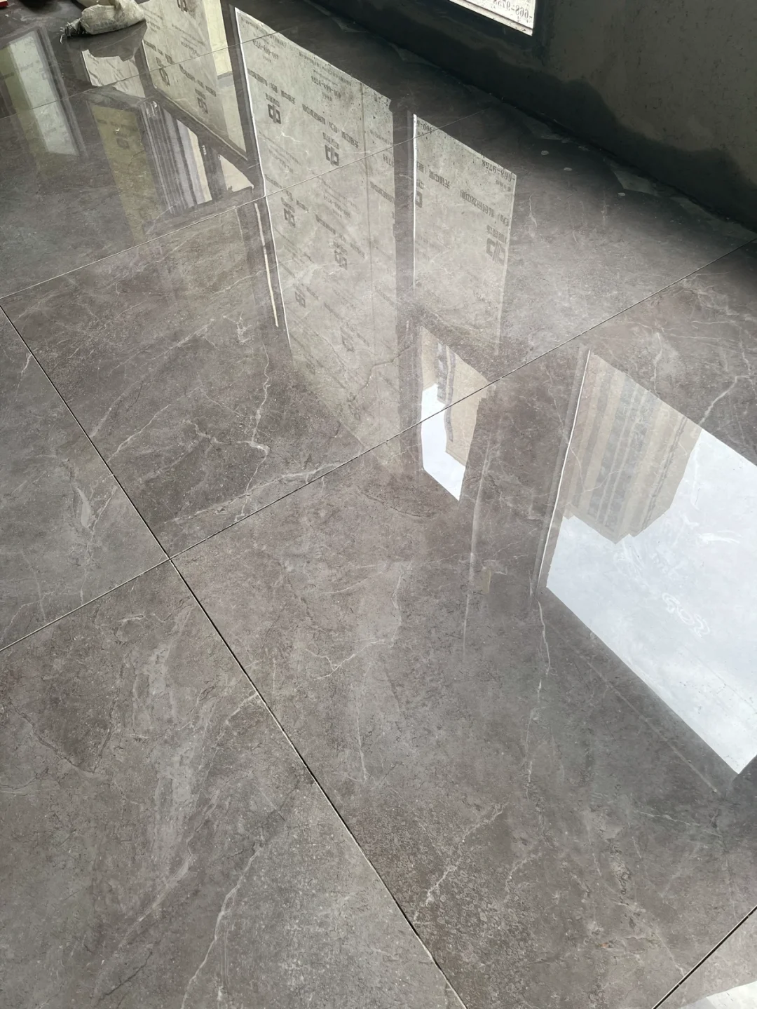 瓷砖手工费多少钱一平方(瓷砖手工费多少钱一平方米)